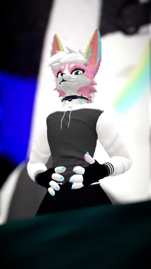 VRChat-2024-09-20-17-38-39-253-2160x3840.png