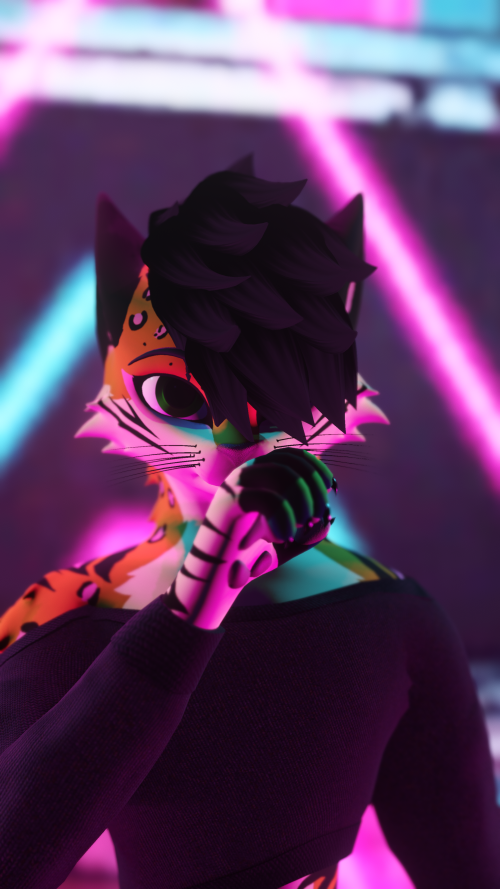 VRChat_2024-08-27_21-10-55.050_2160x3840.png