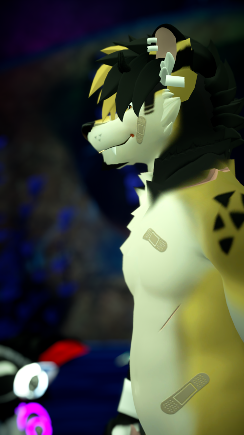 VRChat_2024-09-20_15-00-15.655_2160x3840.png