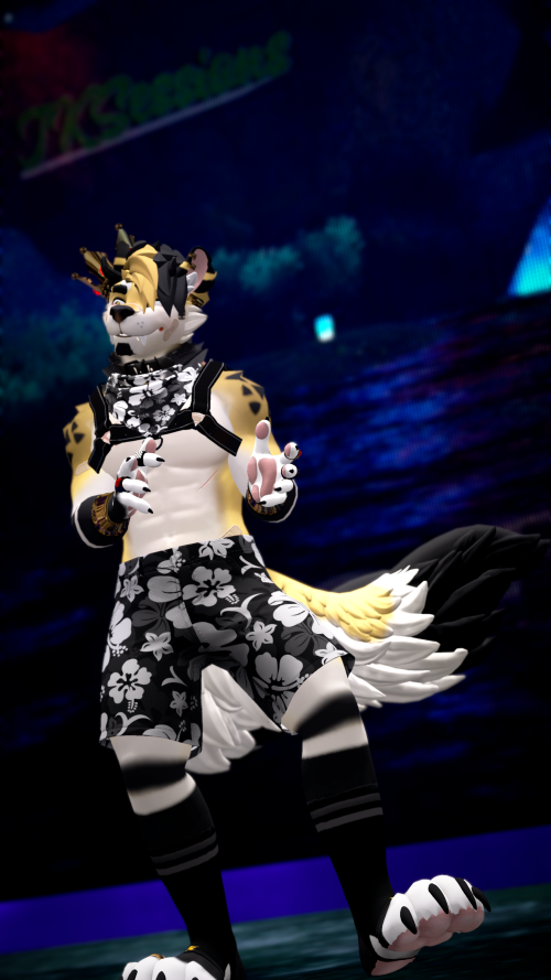 VRChat_2024-09-20_15-58-41.786_2160x3840.png