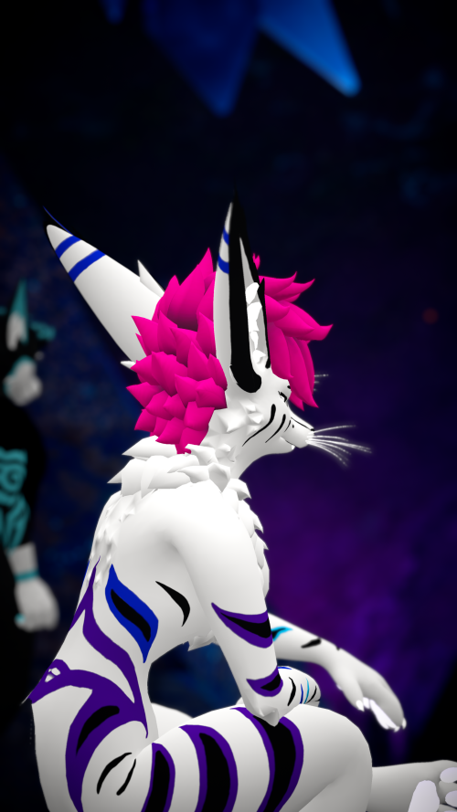 VRChat_2024-09-20_16-09-40.585_2160x3840.png