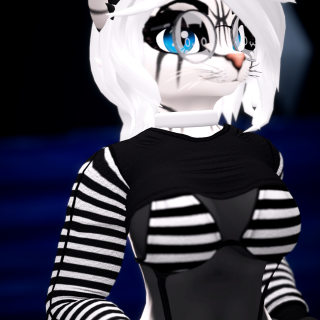 VRChat_2024-09-20_16-26-19.369_2160x3840