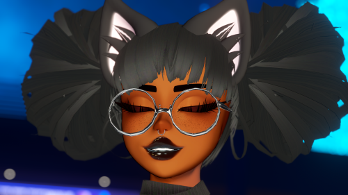 VRChat_2024-09-25_21-03-25.737_2560x1440.png