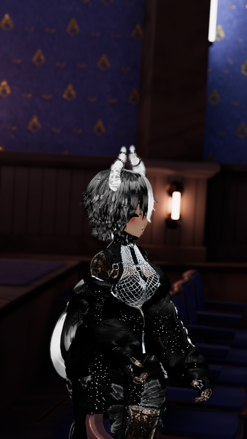VRChat_2024-10-02_19-32-24.816_2560x1440.png