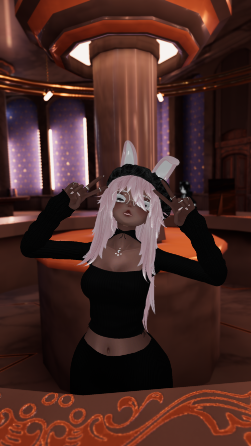 VRChat_2024-10-02_19-39-05.175_2560x1440.png