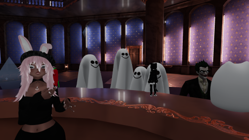 VRChat_2024-10-02_19-40-31.895_2560x1440.png