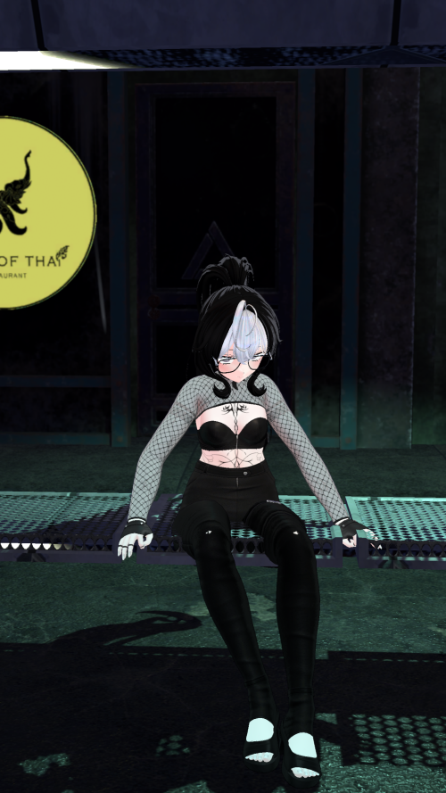 VRChat_2024-10-02_21-01-21.845_2560x1440.png