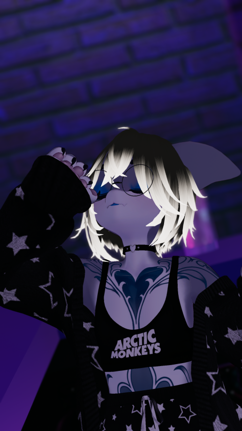 VRChat_2024-10-02_21-09-21.942_2560x1440.png
