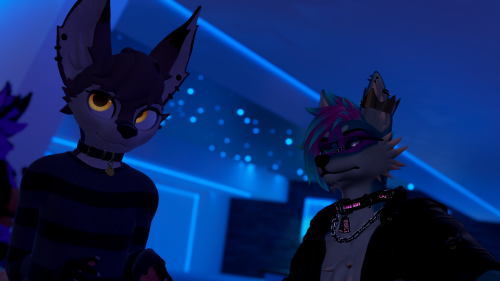 VRChat_2024-10-02_21-28-38.680_2560x1440.png