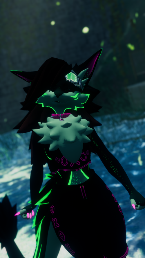 VRChat_2024-10-04_19-28-54.290_2160x3840.png