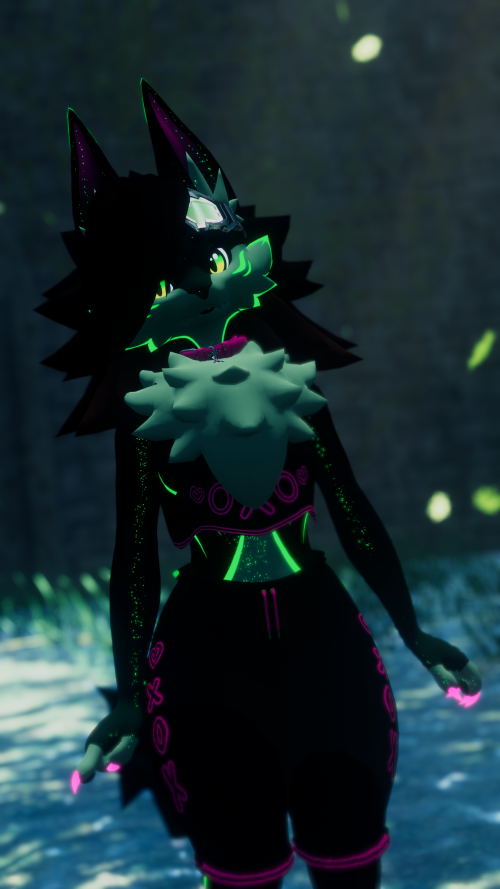 VRChat_2024-10-04_19-29-09.138_2160x3840.png