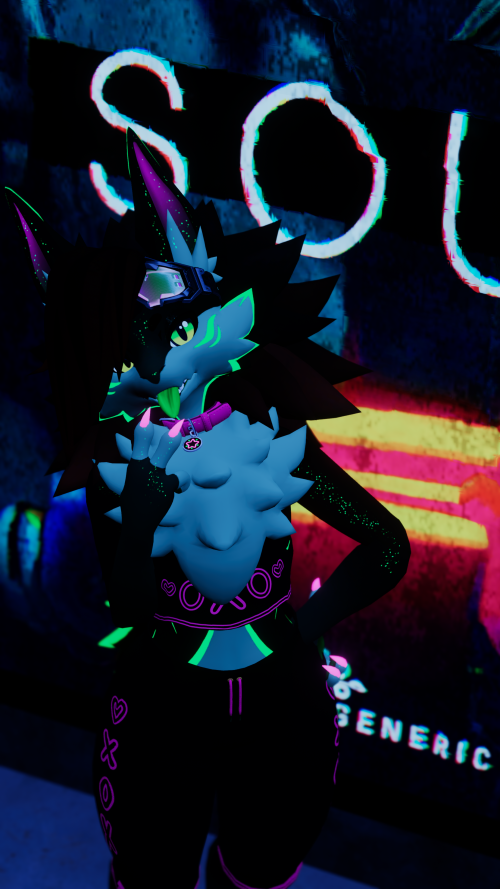 VRChat_2024-10-04_19-45-22.155_2160x3840.png