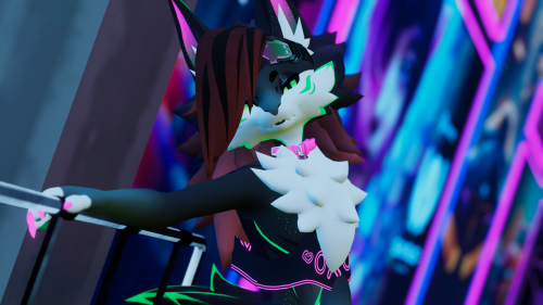 VRChat_2024-10-04_19-54-02.409_3840x2160.png