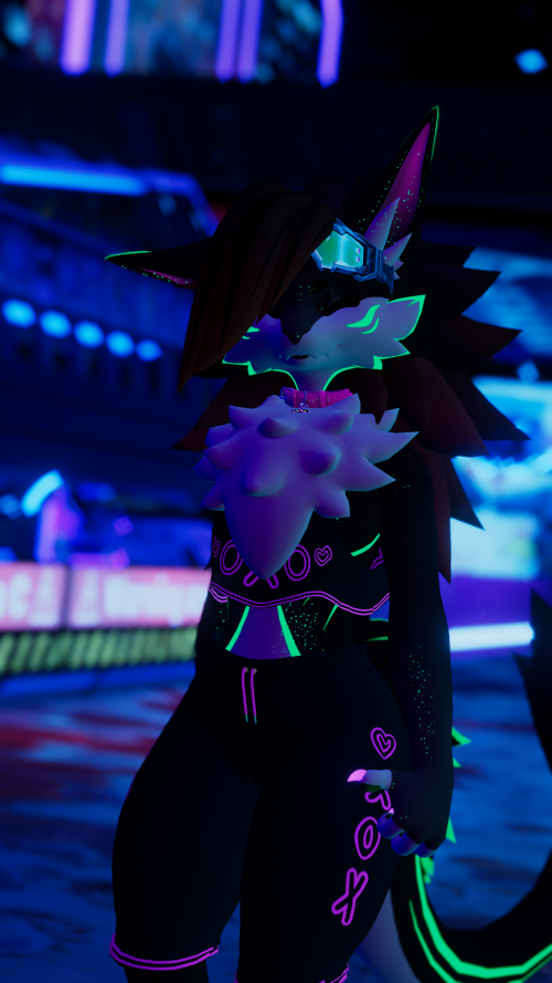 VRChat_2024-10-04_19-57-34.765_2160x3840.png