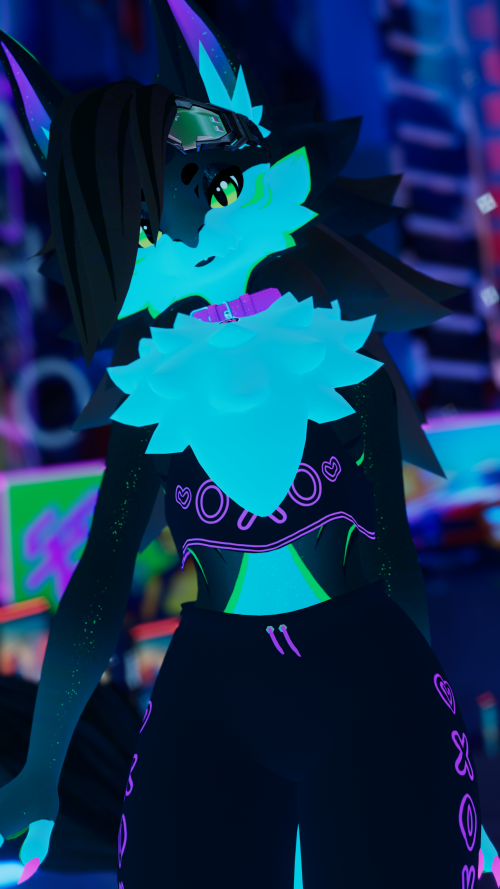 VRChat_2024-10-04_20-05-50.917_2160x3840.png