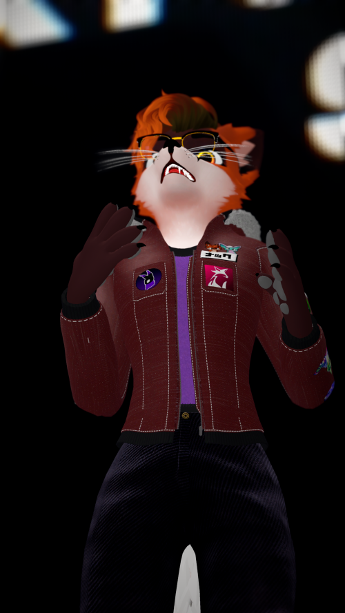 VRChat_2024-10-05_16-03-05.580_2160x3840.png