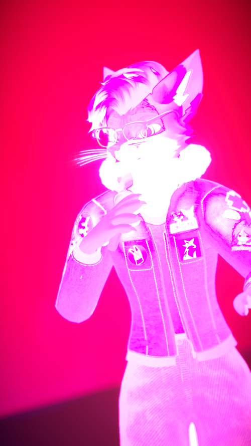 VRChat_2024-10-05_20-44-15.959_2160x3840.png