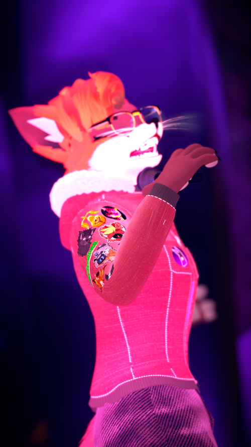 VRChat_2024-10-05_20-48-11.014_2160x3840.png