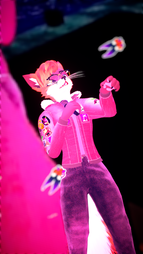 VRChat_2024-10-05_20-48-50.396_2160x3840.png