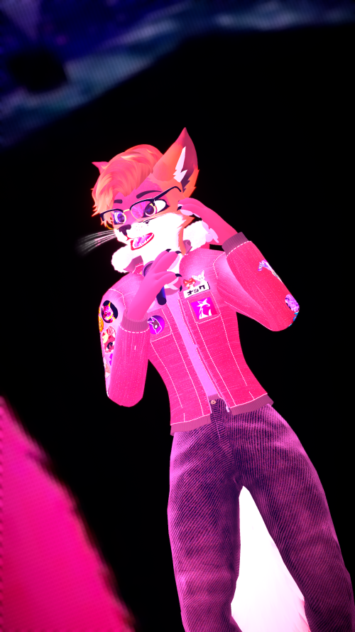 VRChat_2024-10-05_20-49-11.725_2160x3840.png