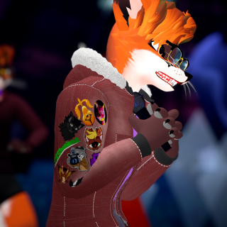 VRChat_2024-10-05_21-08-43.858_2160x3840