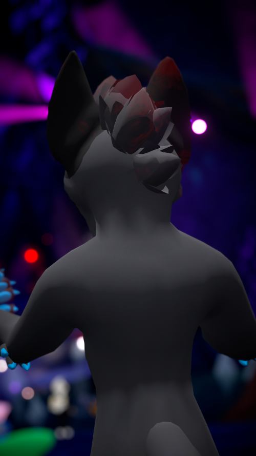 VRChat_2024-10-05_21-12-58.849_2160x3840.png