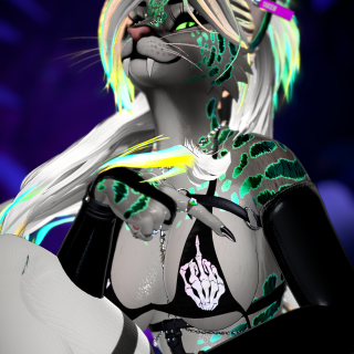 VRChat_2024-10-05_21-26-38.563_2160x3840