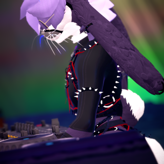 VRChat_2024-10-05_21-31-02.352_2160x3840