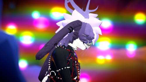 VRChat_2024-10-05_21-33-09.340_3840x2160.png