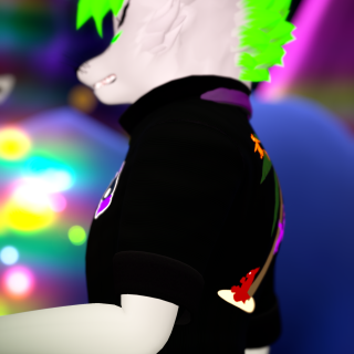 VRChat_2024-10-05_21-35-50.823_2160x3840