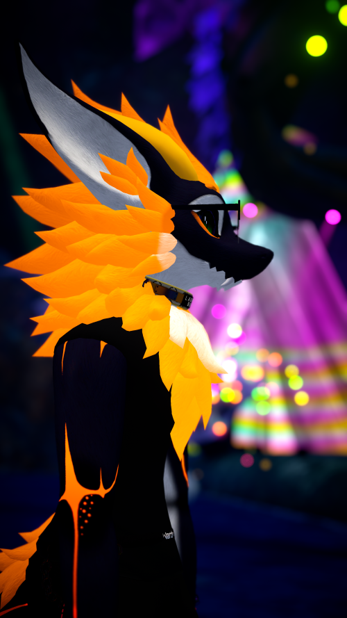 VRChat_2024-10-05_21-36-12.727_2160x3840.png