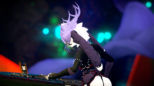 VRChat_2024-10-05_21-47-01.138_3840x2160.png