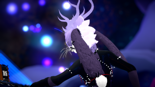 VRChat_2024-10-05_21-47-11.759_3840x2160.png
