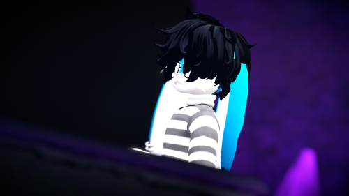 VRChat_2024-10-05_22-14-24.174_3840x2160.png