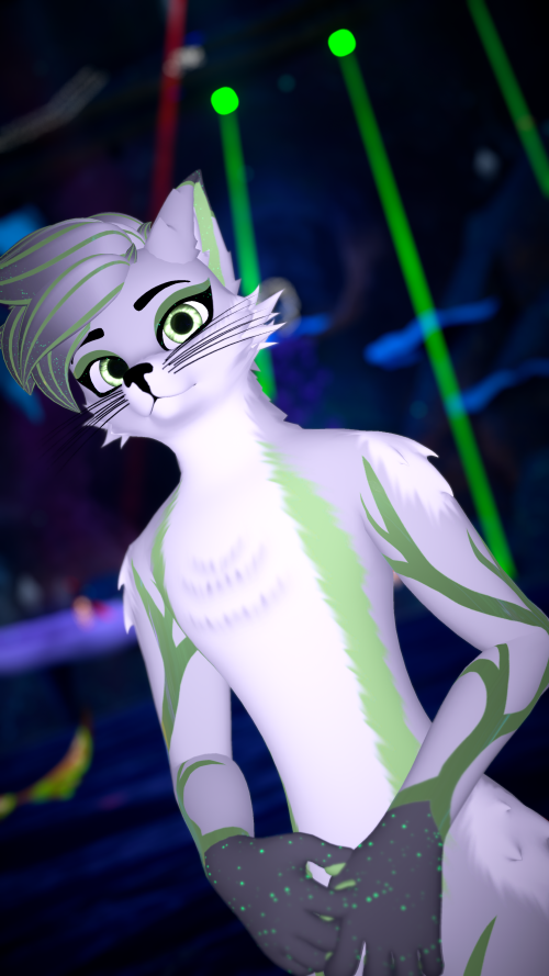 VRChat_2024-10-05_22-51-26.994_2160x3840.png