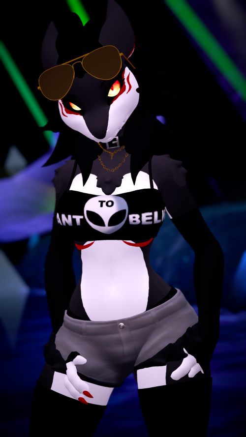 VRChat_2024-10-05_22-51-51.227_2160x3840.png