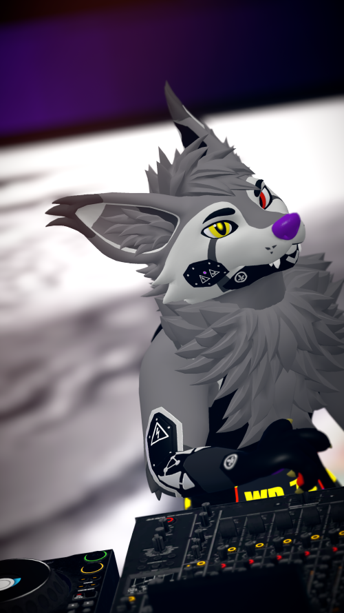 VRChat_2024-10-06_00-36-26.815_2160x3840.png