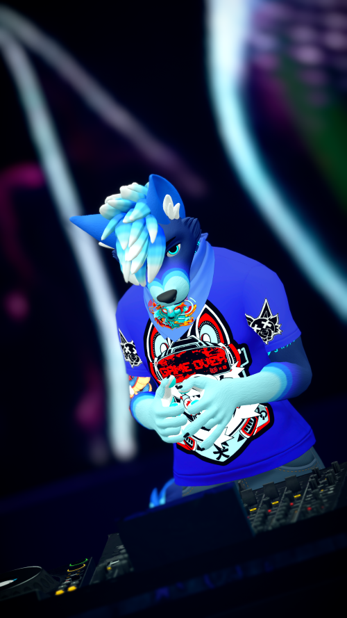 VRChat_2024-10-06_02-49-49.913_2160x3840.png