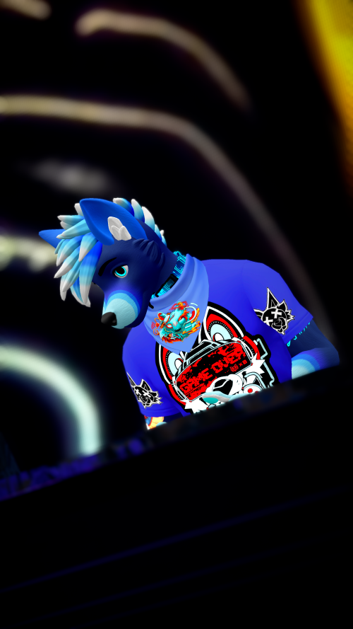 VRChat_2024-10-06_03-09-24.773_2160x3840.png