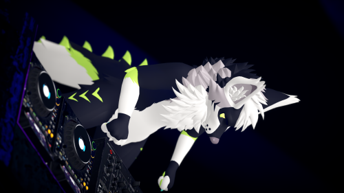 VRChat_2024-10-06_03-17-40.616_3840x2160.png