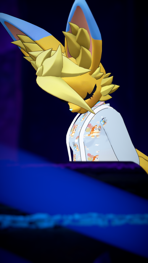 VRChat_2024-10-06_03-50-48.397_2160x3840.png