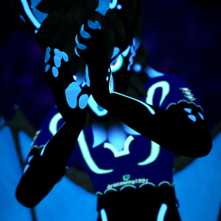 VRChat_2024-10-06_04-45-58.543_2160x3840