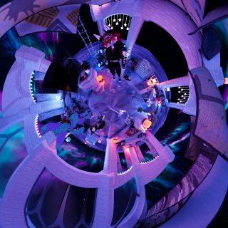 VRChat_2024-10-07_20-29-04.173_2560x1440