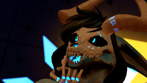VRChat_2024-10-12_21-13-10.816_3840x2160.png