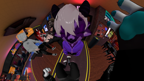 VRChat_2024-10-12_22-50-16.547_3840x2160.png