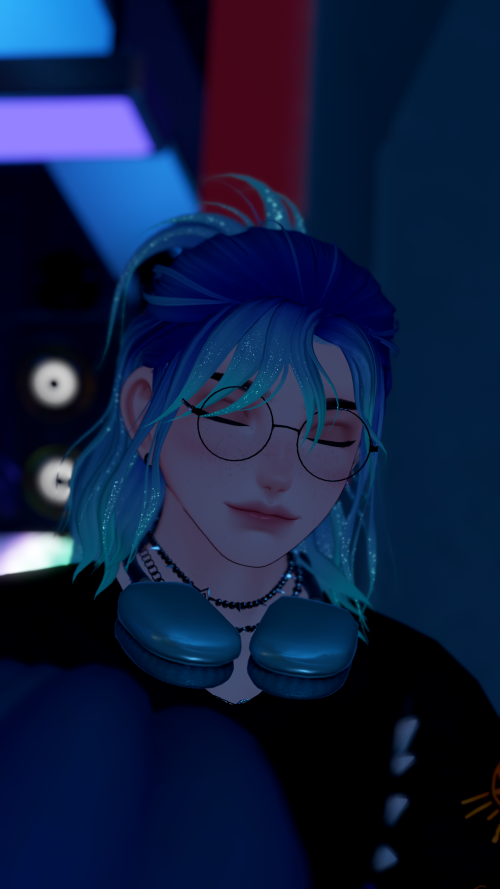 VRChat_2024-10-18_21-13-09.658_3840x2160.png
