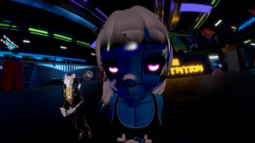 VRChat_2024-10-18_22-08-27.766_3840x2160.png