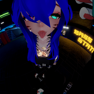 VRChat_2024-10-18_22-11-33.300_3840x2160