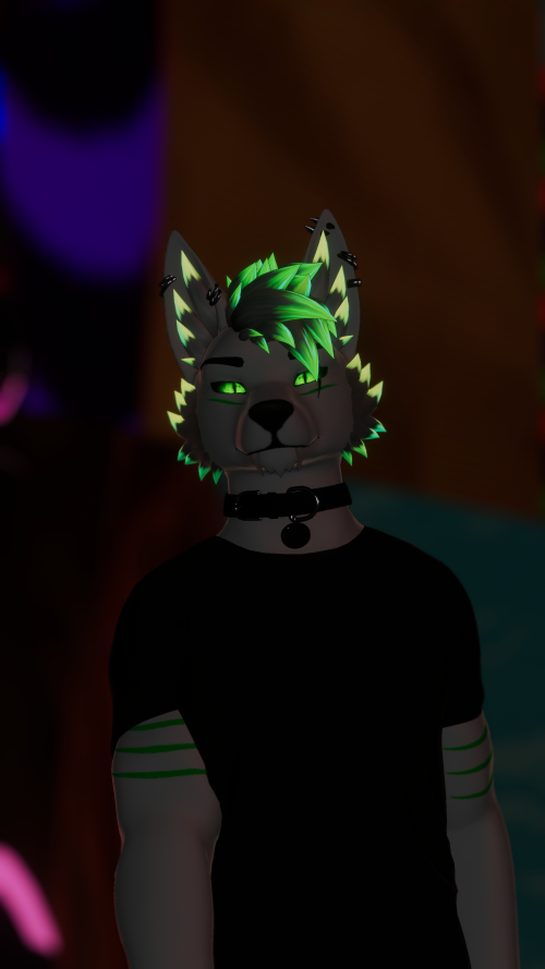 VRChat_2024-10-20_16-18-12.688_2160x3840.png