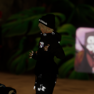 VRChat_2024-10-20_16-57-32.377_3840x2160